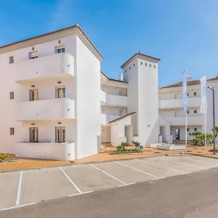 Small Oasis P&o Serviced * Manilva