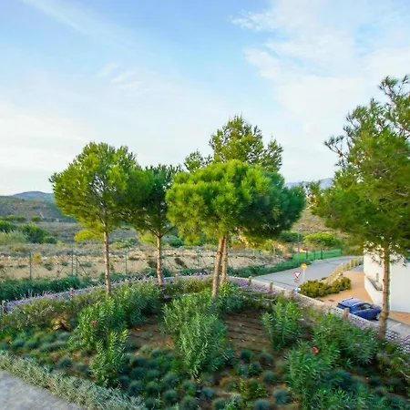 Small Oasis P&o Serviced * Manilva