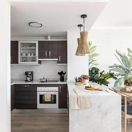 Small Oasis P&o Serviced * Manilva