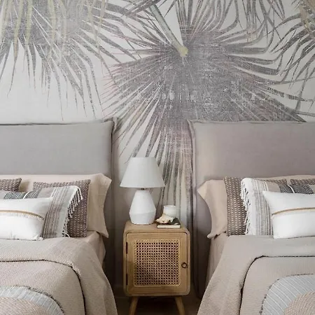 Apartment Small Oasis P&o Serviced