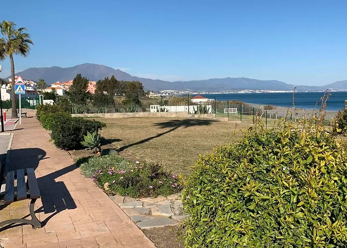 Small Oasis P&o Serviced מנילבה