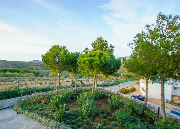 Small Oasis P&o Serviced * מנילבה