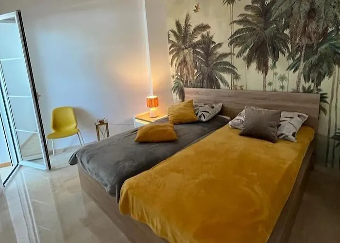 Small Oasis P&o Serviced * מנילבה