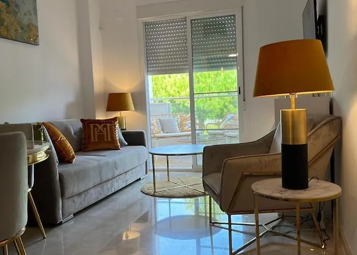 Small Oasis P&o Serviced דירה *