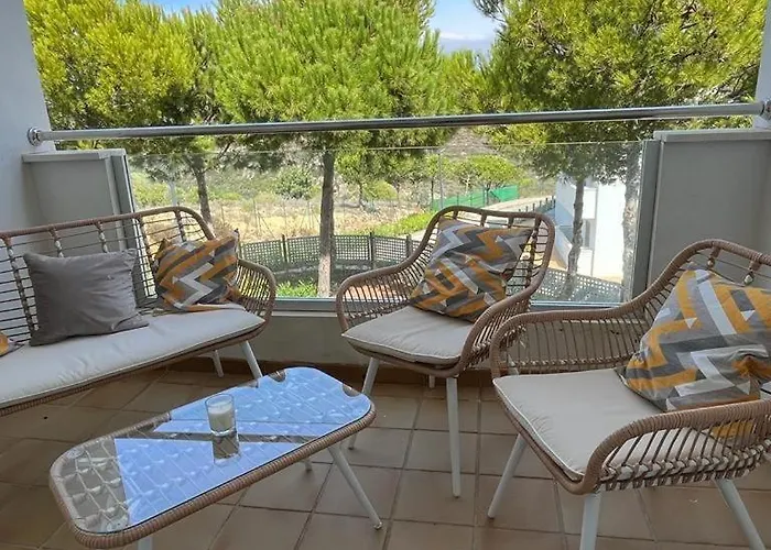 Small Oasis P&o Serviced מנילבה