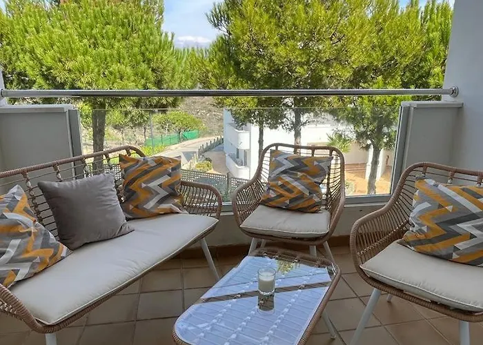 Small Oasis P&o Serviced * מנילבה